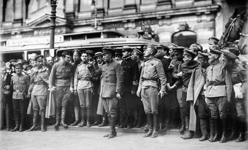 Иллюстрация к книге — Легендарный Корнилов. &quot;Не человек, а стихия&quot; [i_045.jpg]