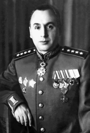 Иллюстрация к книге — &quot;Котлы&quot; 45-го [i_004.jpg]