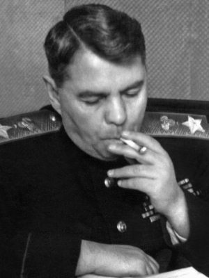 Иллюстрация к книге — &quot;Котлы&quot; 45-го [i_026.jpg]