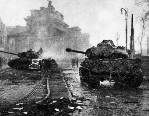 Иллюстрация к книге — &quot;Котлы&quot; 45-го [i_082.jpg]