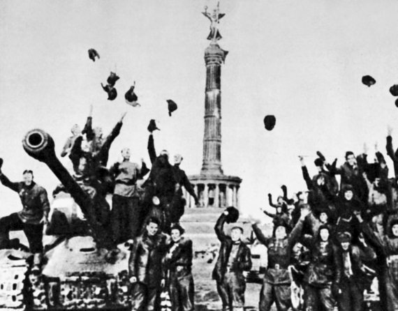 Иллюстрация к книге — &quot;Котлы&quot; 45-го [i_089.jpg]