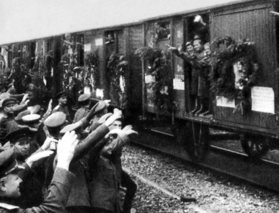 Иллюстрация к книге — &quot;Котлы&quot; 45-го [i_104.jpg]