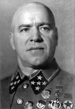 Иллюстрация к книге — Жуков против Гальдера. Схватка военных гениев [i_028.jpg]