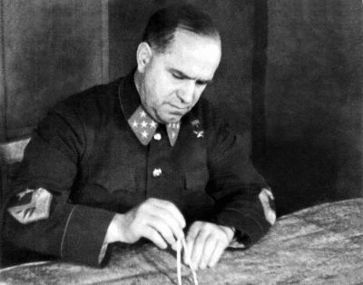 Иллюстрация к книге — Жуков против Гальдера. Схватка военных гениев [i_029.jpg]