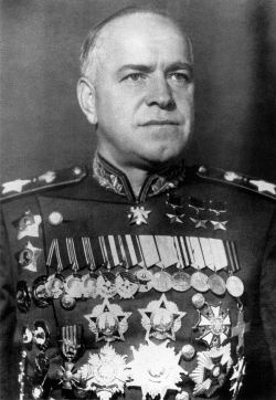 Иллюстрация к книге — Жуков против Гальдера. Схватка военных гениев [i_062.jpg]