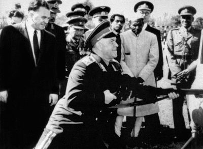 Иллюстрация к книге — Жуков против Гальдера. Схватка военных гениев [i_071.jpg]