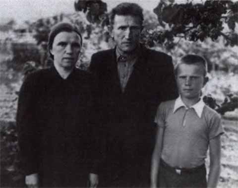 Иллюстрация к книге — Геннадий Зюганов [i_005.jpg]