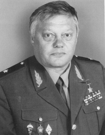 Иллюстрация к книге — Леонид Шебаршин [i_040.jpg]