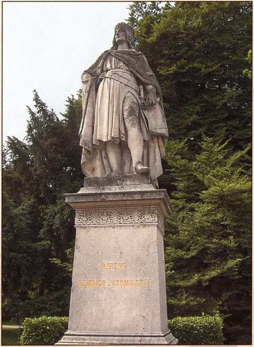 Иллюстрация к книге — Вена. История. Легенды. Предания [i_077.jpg]