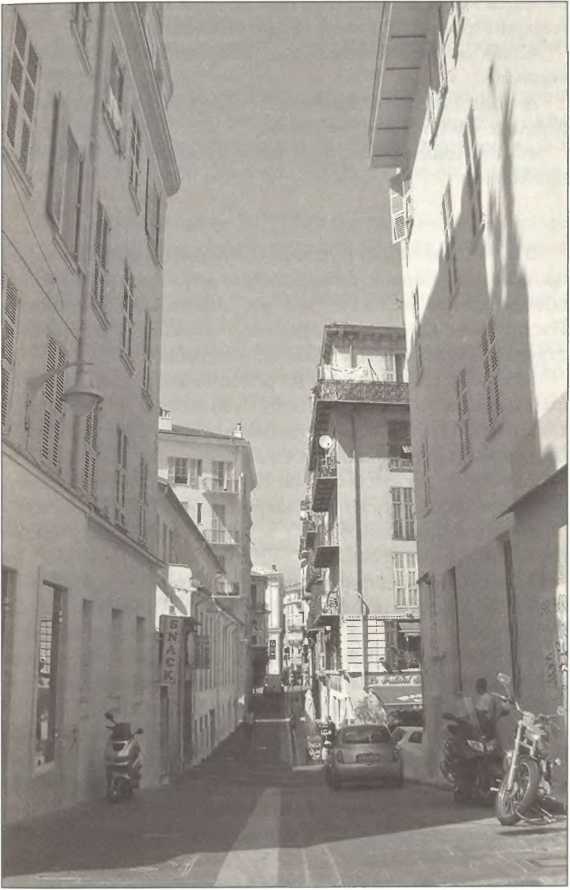 Иллюстрация к книге — Русская Ницца [i_017.jpg]