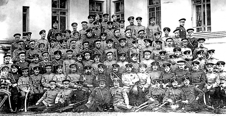 Иллюстрация к книге — Первая мировая. Проигравшие победители. Русские генералы [i_025.jpg]