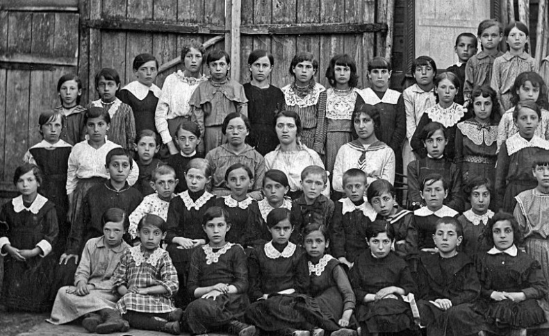 Иллюстрация к книге — Мне всегда везет! Мемуары счастливой женщины [i_013.jpg]