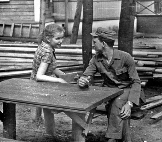 Иллюстрация к книге — Мне всегда везет! Мемуары счастливой женщины [i_054.jpg]