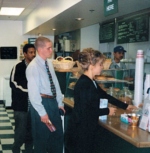 Иллюстрация к книге — Мне всегда везет! Мемуары счастливой женщины [i_076.jpg]