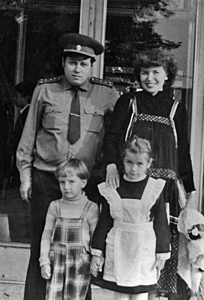 Иллюстрация к книге — Мне всегда везет! Мемуары счастливой женщины [i_089.jpg]