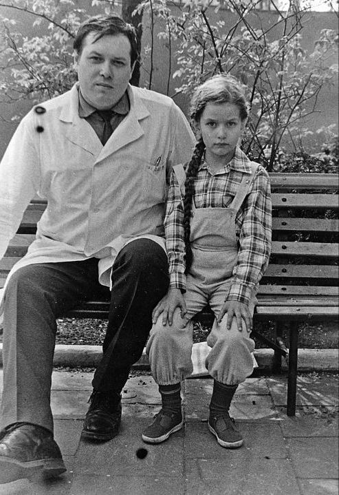 Иллюстрация к книге — Мне всегда везет! Мемуары счастливой женщины [i_094.jpg]