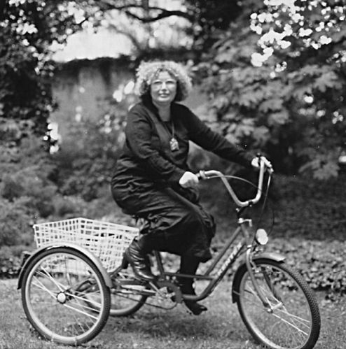 Иллюстрация к книге — Мне всегда везет! Мемуары счастливой женщины [i_148.jpg]