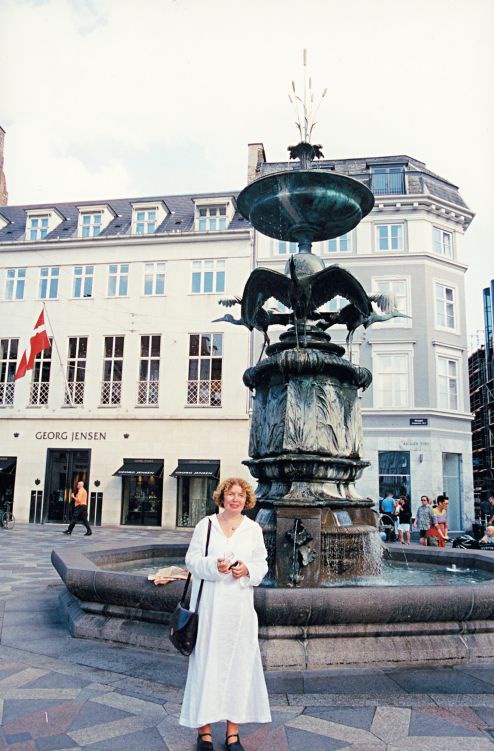 Иллюстрация к книге — Мне всегда везет! Мемуары счастливой женщины [i_166.jpg]