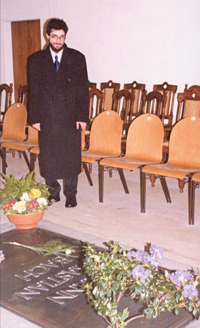 Иллюстрация к книге — Мне всегда везет! Мемуары счастливой женщины [i_173.jpg]