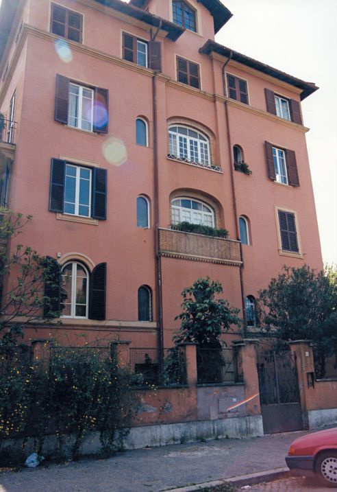 Иллюстрация к книге — Мне всегда везет! Мемуары счастливой женщины [i_174.jpg]