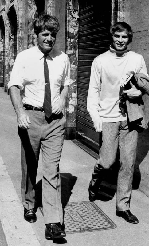 Иллюстрация к книге — Рудольф Нуреев. Неистовый гений [i_013.jpg]