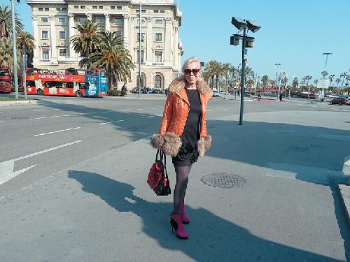 Иллюстрация к книге — Встань и живи, или Там, где другие тормозят, я жму на газ! [img2CF3.jpg]