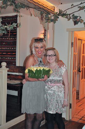 Иллюстрация к книге — Встань и живи, или Там, где другие тормозят, я жму на газ! [img504C.jpg]