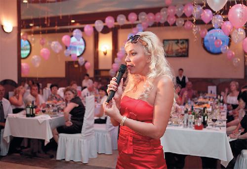 Иллюстрация к книге — Встань и живи, или Там, где другие тормозят, я жму на газ! [imgE53A.jpg]