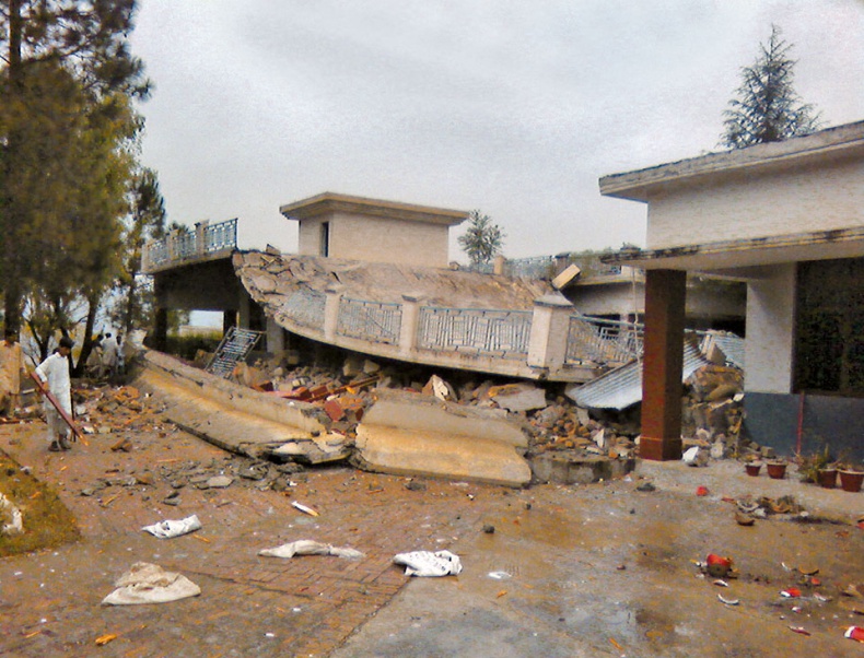 Иллюстрация к книге — Я - Малала. Уникальная история мужества, которая потрясла весь мир [i_033.jpg]