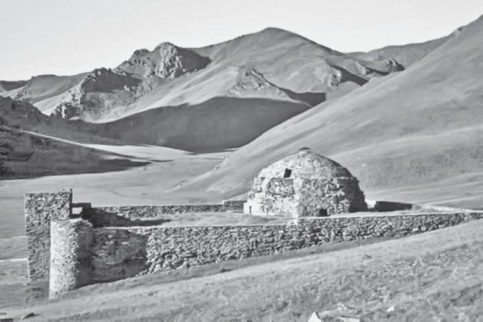 Иллюстрация к книге — Великая степь. Приношение тюрка [_041.jpg]