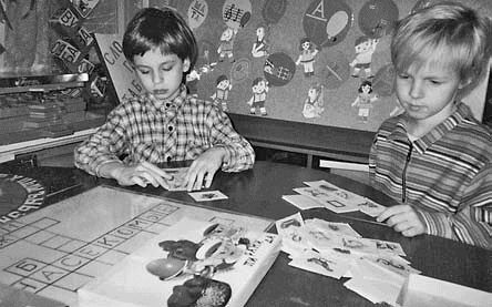 Иллюстрация к книге — Психология детского творчества [i_012.jpg]