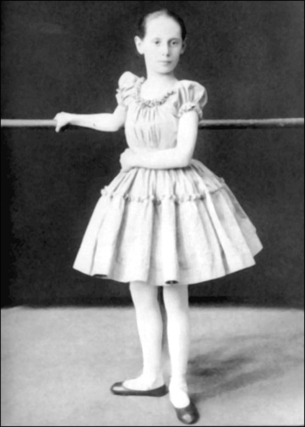 Иллюстрация к книге — Анна Павлова. Жизнь в танце [_041.jpg]