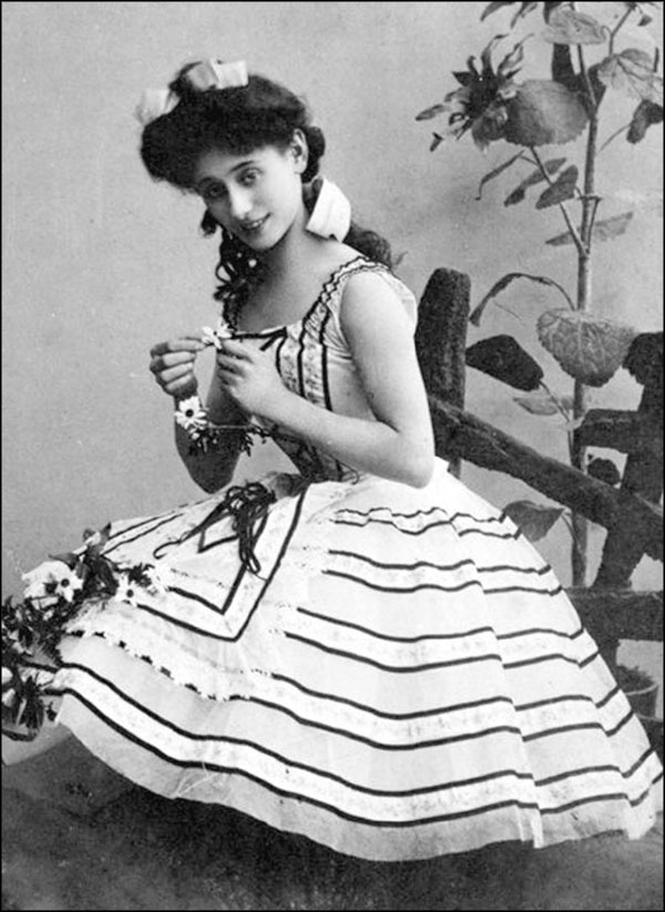 Иллюстрация к книге — Анна Павлова. Жизнь в танце [_055.jpg]