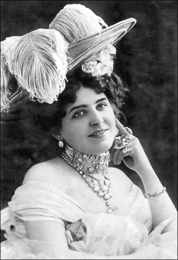 Иллюстрация к книге — Анна Павлова. Жизнь в танце [_083.jpg]