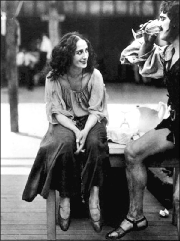 Иллюстрация к книге — Анна Павлова. Жизнь в танце [_135.jpg]