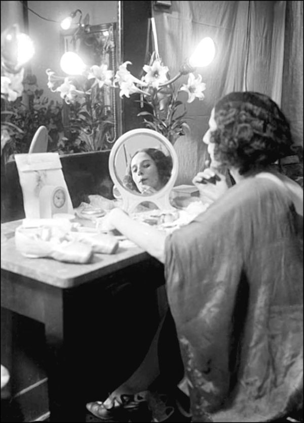 Иллюстрация к книге — Анна Павлова. Жизнь в танце [_213.jpg]