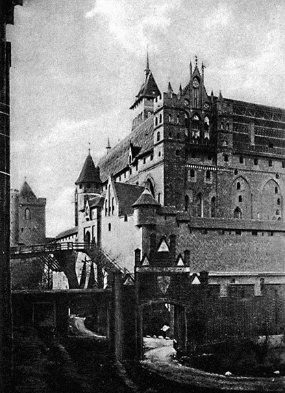 Иллюстрация к книге — Щит и меч Кенигсберга. Альбом [i_008.jpg]