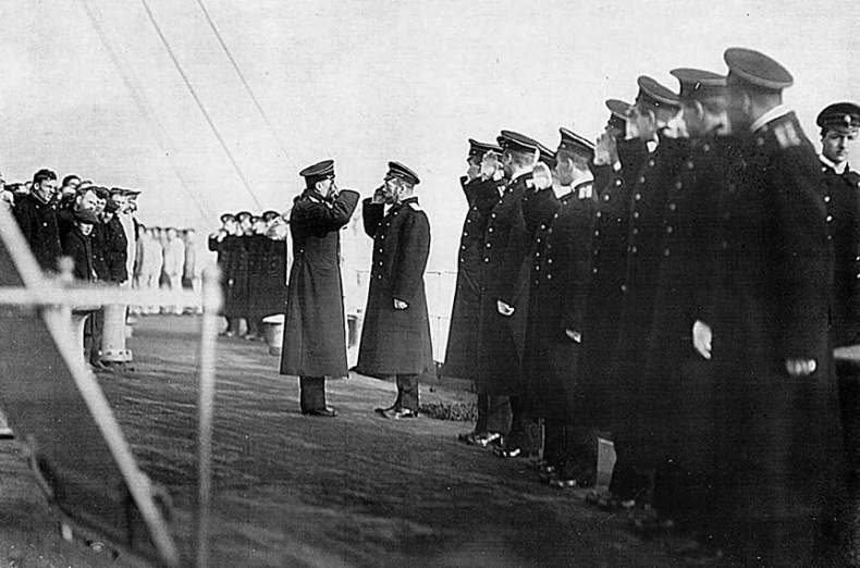 Иллюстрация к книге — Щит и меч Кенигсберга. Альбом [i_061.jpg]