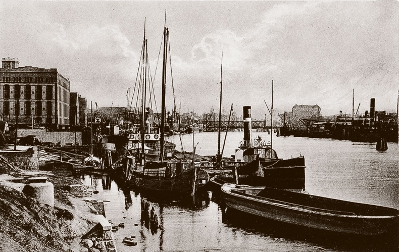 Иллюстрация к книге — Щит и меч Кенигсберга. Альбом [i_067.jpg]