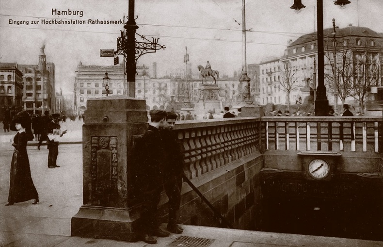 Иллюстрация к книге — Щит и меч Кенигсберга. Альбом [i_136.jpg]