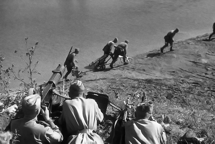 Иллюстрация к книге — Щит и меч Кенигсберга. Альбом [i_160.jpg]