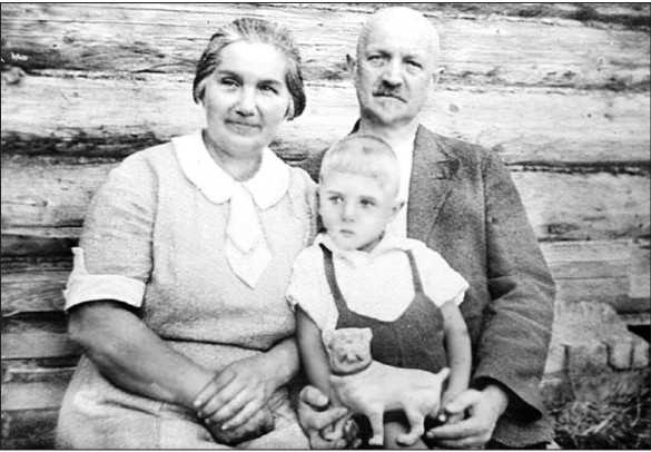 Иллюстрация к книге — Блокадные будни одного района Ленинграда [i_032.jpg]