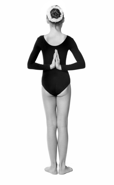 Иллюстрация к книге — Йога для детей. 100 лучших упражнений для укрепления здоровья [Autogen_eBook_id33.jpg]