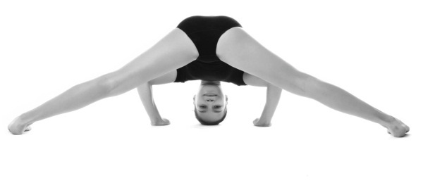 Иллюстрация к книге — Йога для детей. 100 лучших упражнений для укрепления здоровья [Autogen_eBook_id39.jpg]