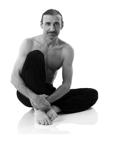 Иллюстрация к книге — Йога. Лучшие упражнения для каждого лунного дня. Сила Луны для здоровья и удачи [i_256.jpg]