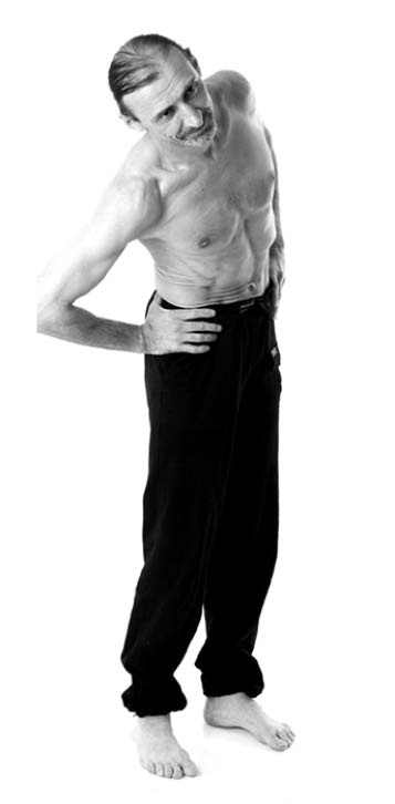 Иллюстрация к книге — Йога. Лучшие упражнения для каждого лунного дня. Сила Луны для здоровья и удачи [i_300.jpg]