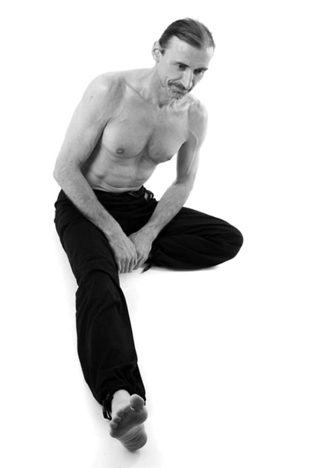 Иллюстрация к книге — Йога. Лучшие упражнения для каждого лунного дня. Сила Луны для здоровья и удачи [i_310.jpg]