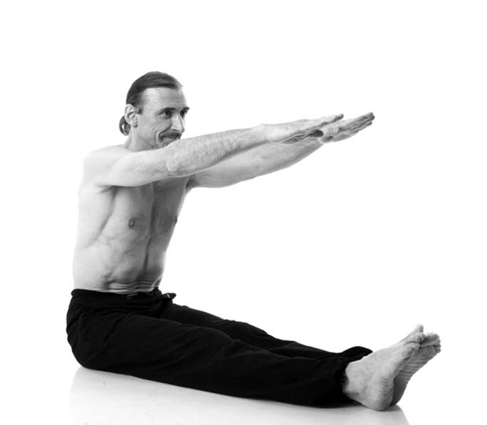 Иллюстрация к книге — Йога. Лучшие упражнения для каждого лунного дня. Сила Луны для здоровья и удачи [i_320.jpg]