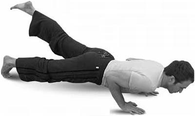 Иллюстрация к книге — Простая йога. Лучшие асаны [_79.jpg]