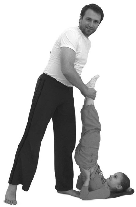 Иллюстрация к книге — Детская оздоровительная йога [i_070.jpg]